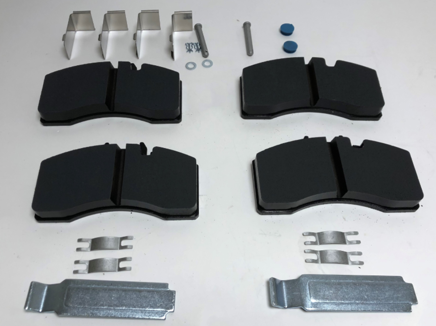 **SKIVBROMSBELÄGGSATS